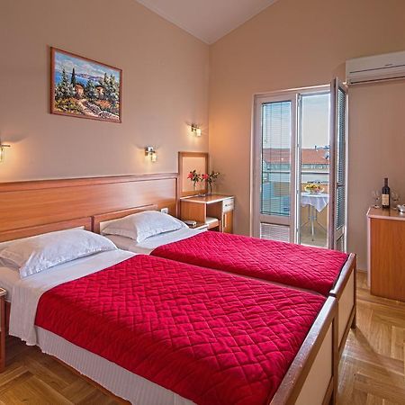 Guest House Harmonia Budva Eksteriør bilde