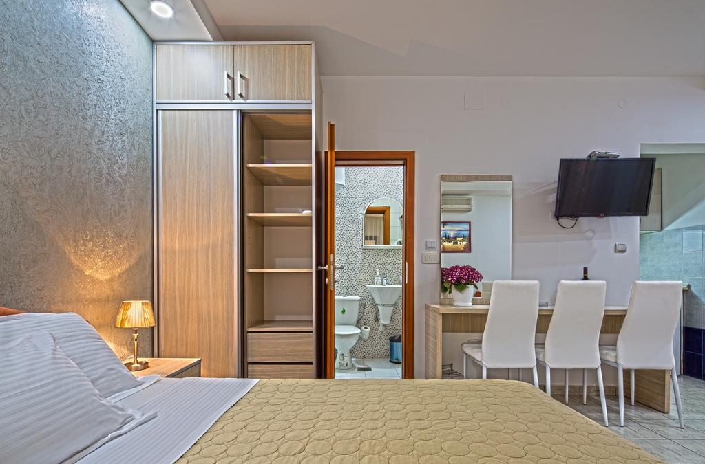 Guest House Harmonia Budva Eksteriør bilde