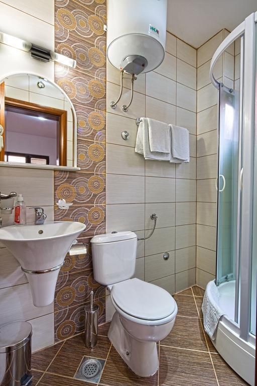 Guest House Harmonia Budva Eksteriør bilde